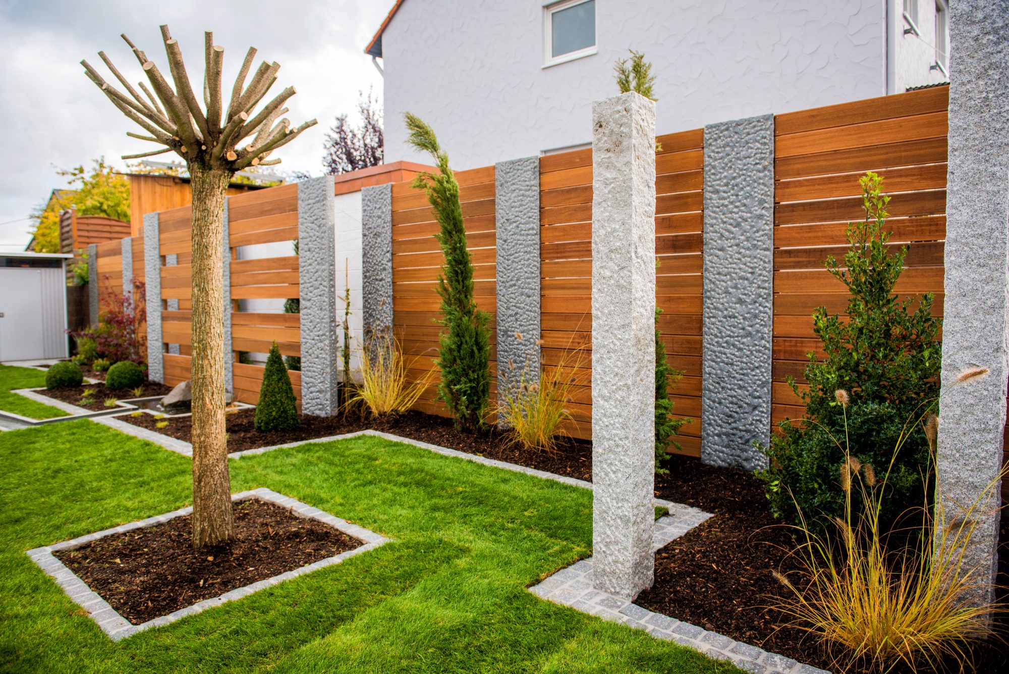 Dienstleistung im Bereich des Garten- und Landschaftsbau, Grünpflege